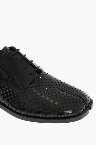 MM22 Perforaed Leather TABI Derby Shoes