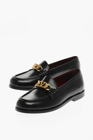 Leather Loafers With Cahin Detail