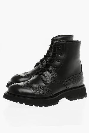 Schnürstiefel aus Leder mit Brogue-Details