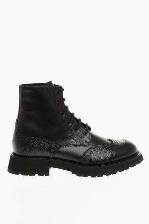 Schnürstiefel aus Leder mit Brogue-Details