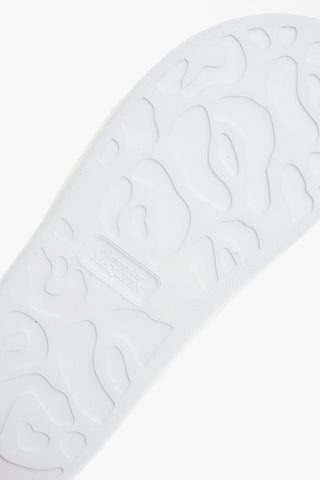 Rubber Slipper With Embossed Logo