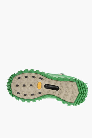 Low-Top TRAILGRIP Snekaers With Contrasting Details