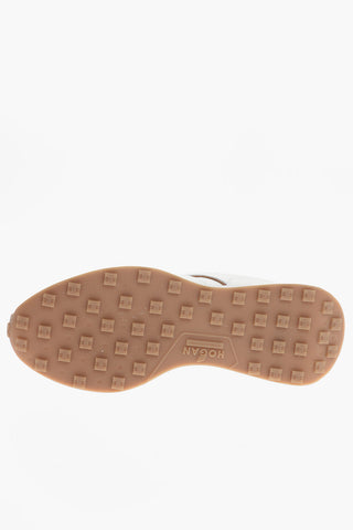 Sneaker Basse in Pelle con Suola Logata