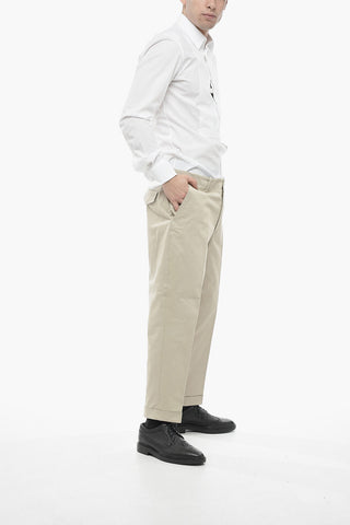 Pantaloni Cropped con Risvolto e Tasche Posteriori ad Aletta