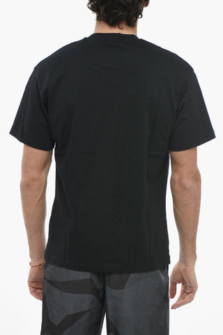 T-shirt Girocollo Slim Fit con Dettaglio Occhiello