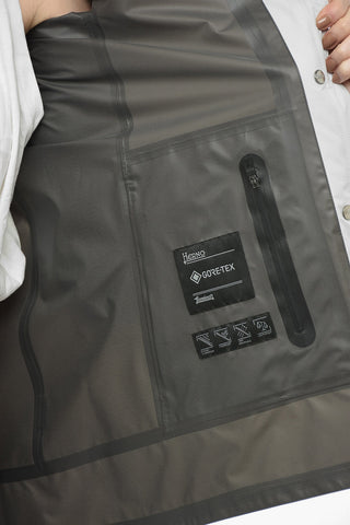 Double-layered Goretex Jacket with Hood