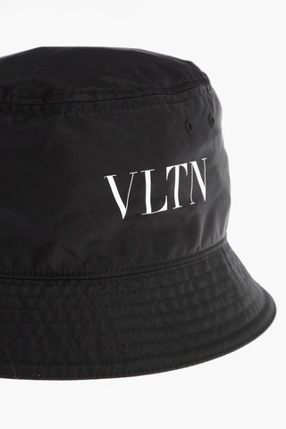GARAVANI VLTN Solid Color Bucket Hat with Contrasting Logo