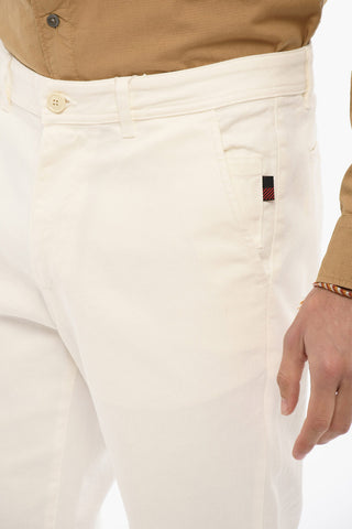 Pantaloni Chino in Twill di Cotone con Passanti
