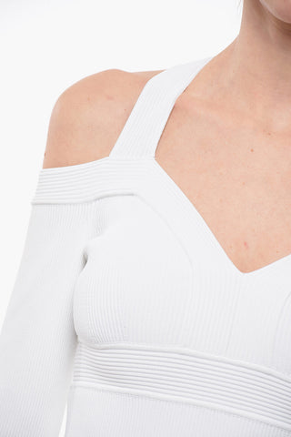 Cold-shoulder Knitted Dress with Flared Bottom