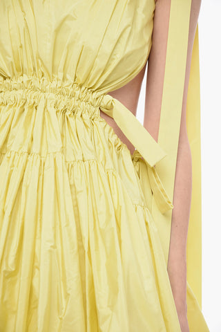 Vestito Svasato con Dettagli Cut-out