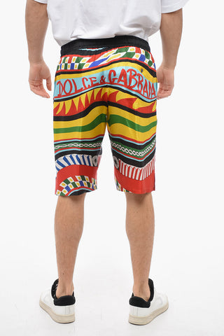 Shorts in Seta con Stampa Grafica Multicolor