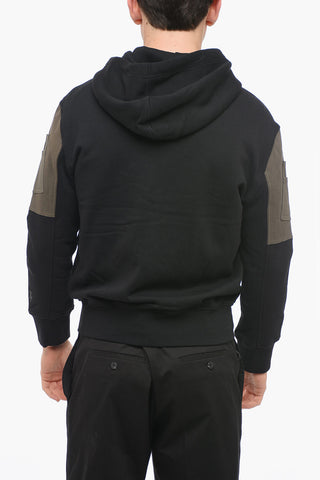 Multipocket Hoodie Sweatshirt with Zipped Closure