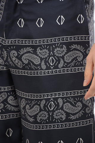 Silk Shorts with Bandana Print
