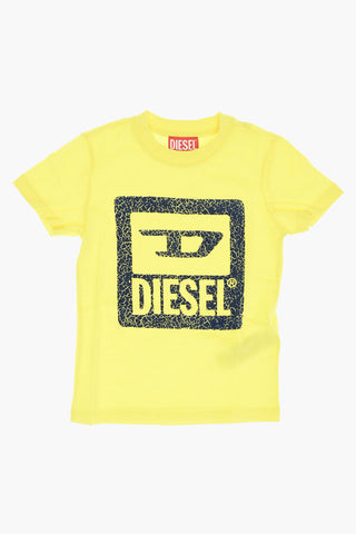RED TAG T-Shirt TVACHI in Tinta Unita con Logo Crackled