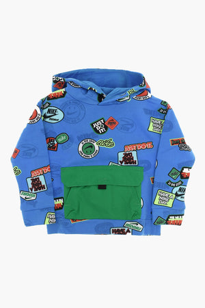 Bedruckter Hoodie Mit Aufgesetzter Tasche