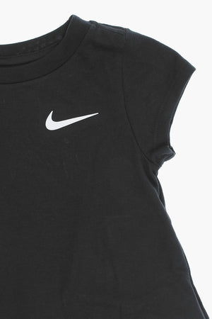 Set mit asymmetrischem T‑Shirt und bedruckten Leggings