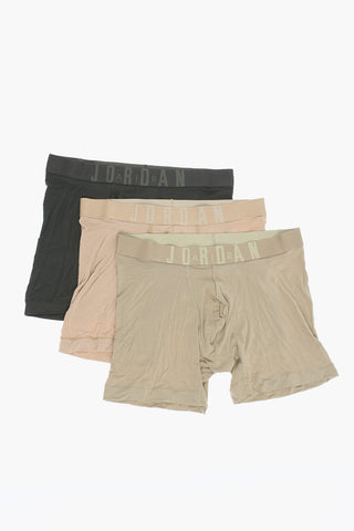 Set mit 3 Paaren einfarbiger Boxershorts