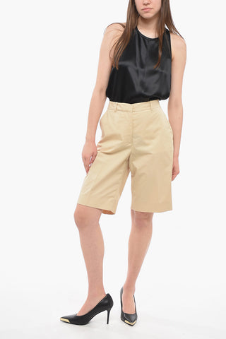 Front-pleated Shorts with Ton-sur-ton Embroidered