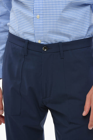 Pantaloni Regular Fit con Dettagli a Taglio Vivo
