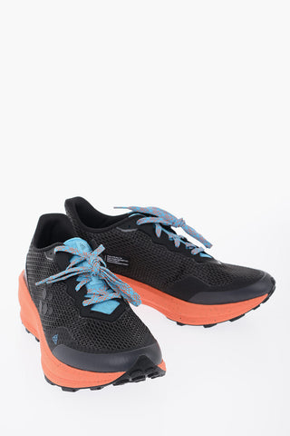 Contrasting Sole Mesh ULTRA TRAIL Low-Top Sneakers