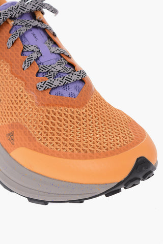 Contrasting Sole Mesh ULTRA TRAIL Low-Top Sneakers