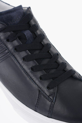 Sneakers Basse in pelle a Tinta Unita con Dettaglio in suede