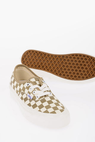 Two-Tone Checkered Motif AUTHENTIC 44 D Low-Top Sneakers