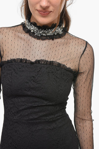 Lace Long Dress with Diamond Neckline