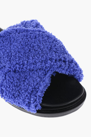 Two-Tone Slides with Criss-Cross Terry Bands