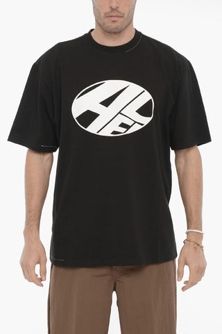 Solid Color Crew-neck T-Shirt with Contrasting Print