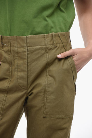 Pantaloni Chino in Cotone con Tasche a Toppa
