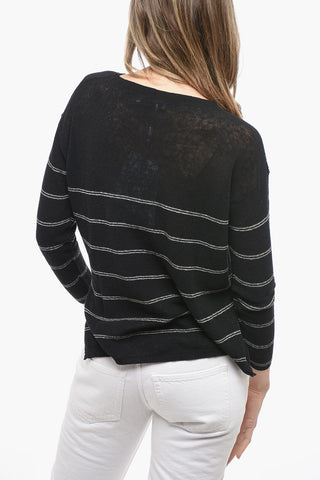 LEISURE Contrasting Details MADIA Crew-neck Sweater