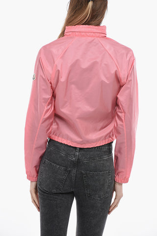 Giacca a Vento Cropped Fit in Nylon con Cappuccio Estraibile