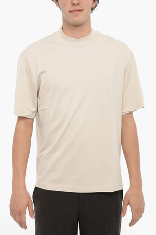 T-shirt Girocollo in Cotone con Dettagli Occhielli