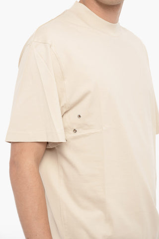 T-shirt Girocollo in Cotone con Dettagli Occhielli