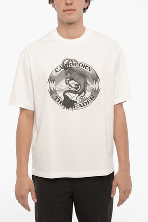 Bedrucktes Rundhals-T-Shirt CAPRICORN THE LEADER