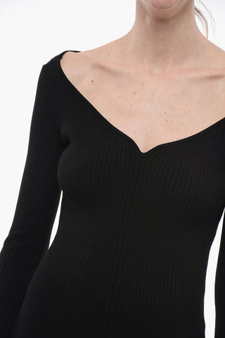 Abito in Maglia a Costine con Spacco Frontale