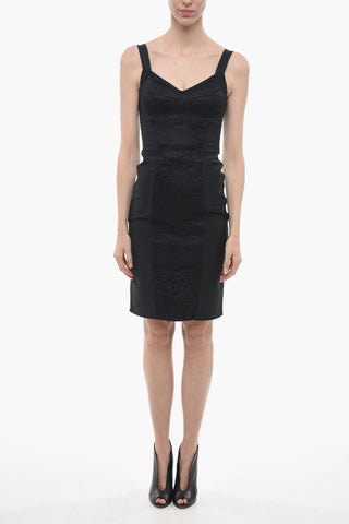 Tubino Stretch con Inserti in Pizzo e Scollo a Cuore