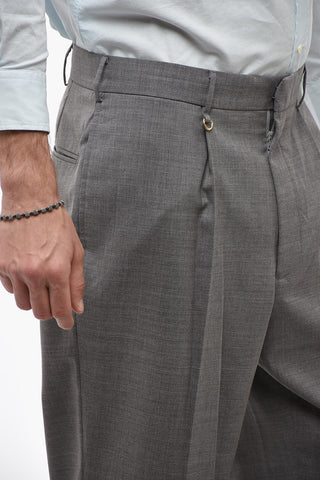 Baggy Fit Single Pleat Pants with belt Loops