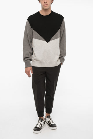 Crew Neck MODERNIST Sweater with Color Block Design