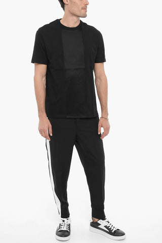 T-shirt Girocollo con Dettaglio Tono su Tono