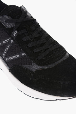 Sneakers Basse in Tessuto e Suede con Dettagli Logati