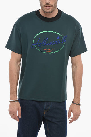 Besticktes Rundhals-T-Shirt