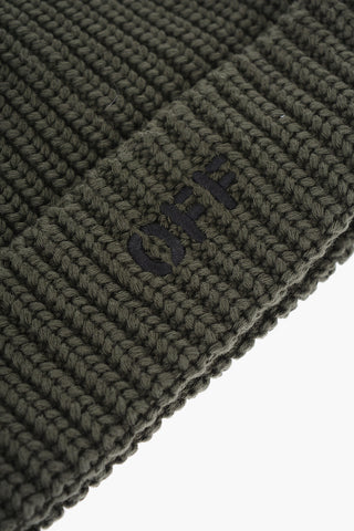 Beanie in Tinta Unita con Logo Ricamato