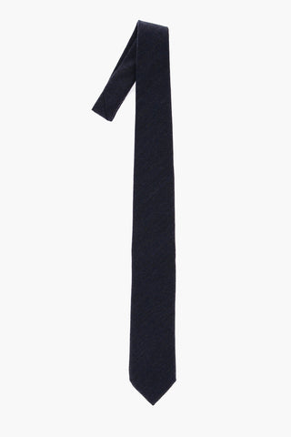 Solid Color Virgin Wool and Silk Tie
