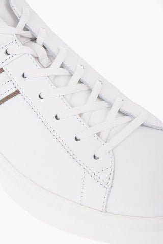 Sneakers Basse Allacciate in Pelle