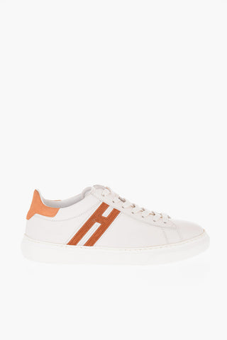 Sneakers Allacciate in Pelle con Dettagli in Suede