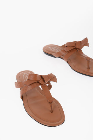 Sandali Infradito in Pelle con Fiocco Logato