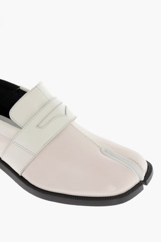 MM22 Two Tone Leather Tabi Loafers