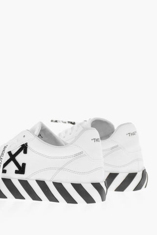 Sneakers in Canvas con Dettagli a Contrasto